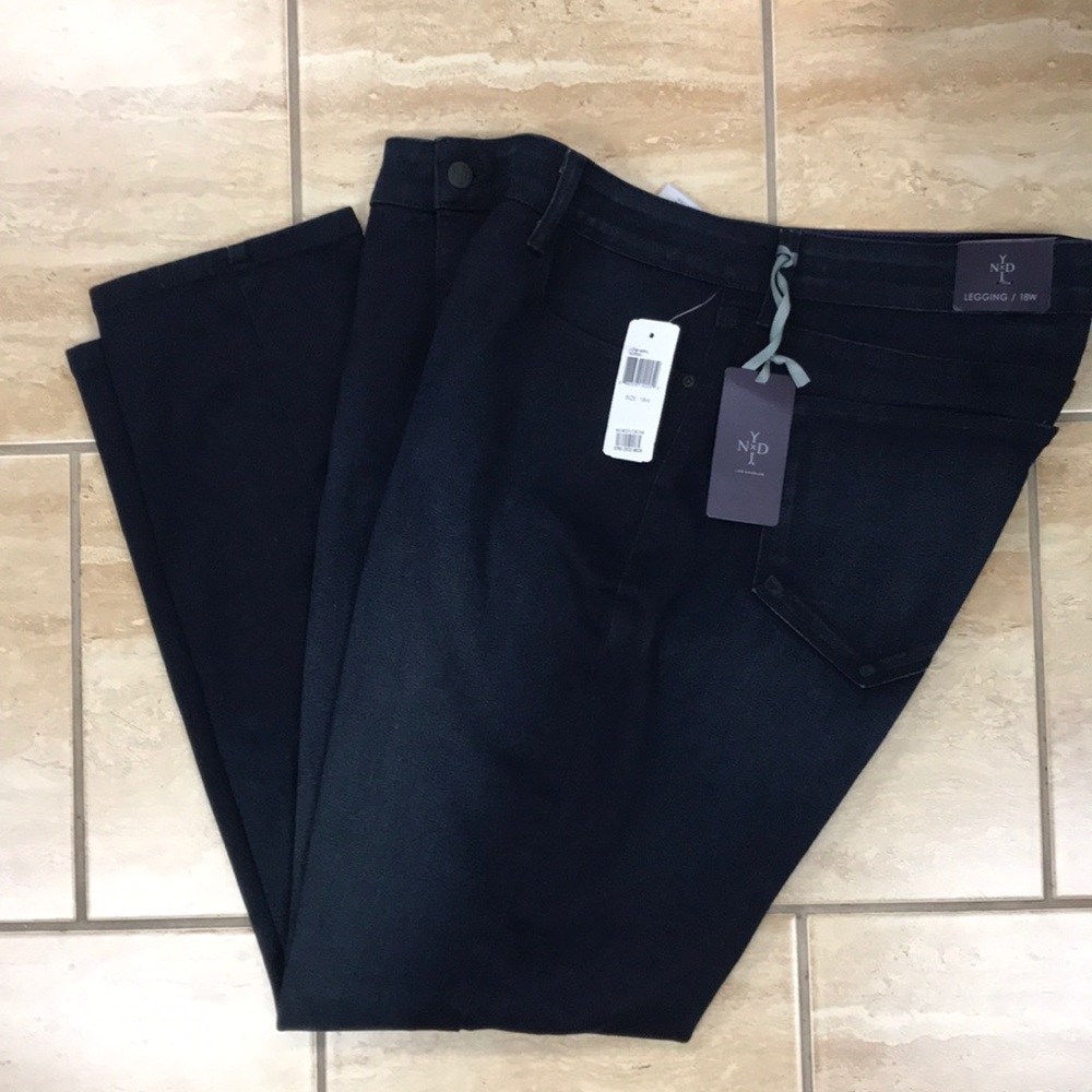 NWT N.Y.D.J. DARK WASH LEGGING